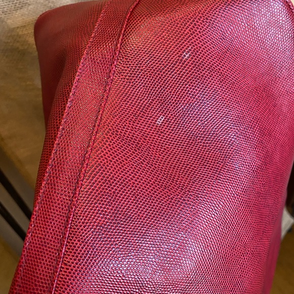 Vintage Large Red Leather Bag - Picture 6 of 15